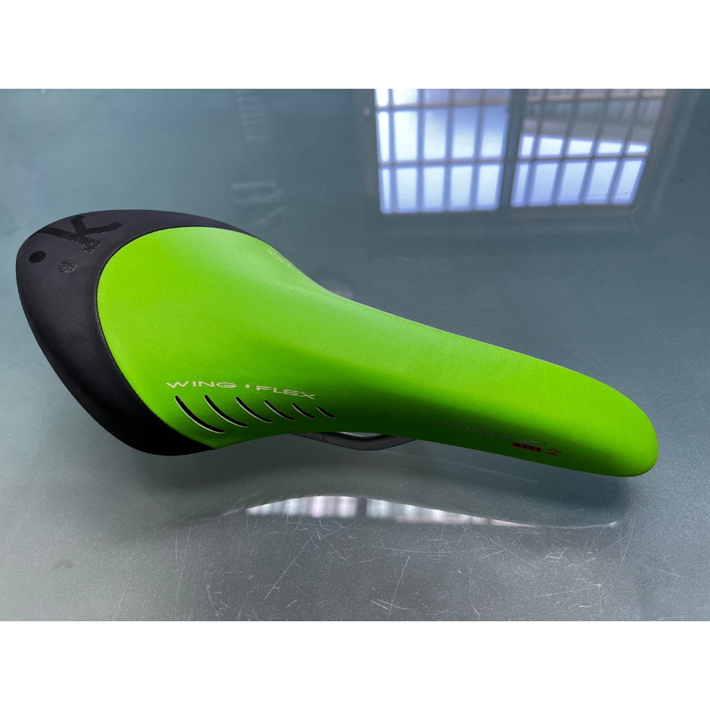 Fizik Arione Tri 2 Wing Flex 錳弓專業座墊 坐墊