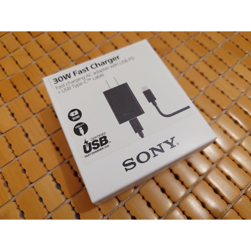 Sony XQZ-UC1 30W 原廠全新快速充電器