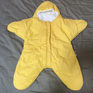 『近全新』西班牙設計 鯊魚咬一口 BabyBites 100% 純棉手作嬰兒睡袋 |防踢被| 包巾海星鵝蛋黃｜保暖