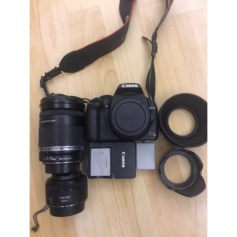 Canon 500d（kissx3)拋售+efs18-200mm鏡頭+canon50mm定焦鏡頭+遮光罩+濾鏡