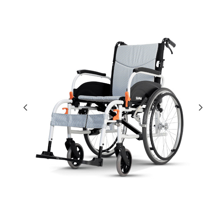 Karma康揚輪椅輕量移位型 Soma飛揚825大輪(二手)