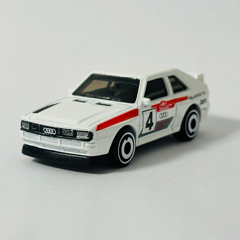 風火輪 1/64 hot wheels Audi sport quattro