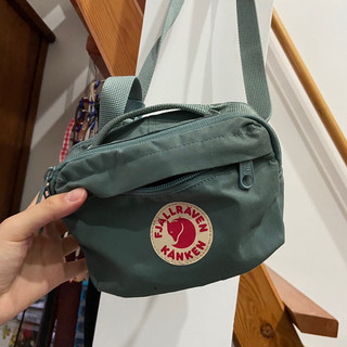 FJALL RAVEN 斜背小包