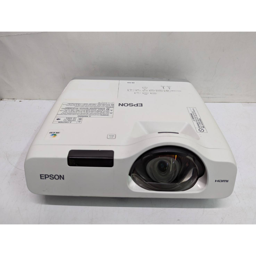 【蝦米電腦】二手 EPSON EB-530 短焦液晶投影機 3200流明 / HDMI
