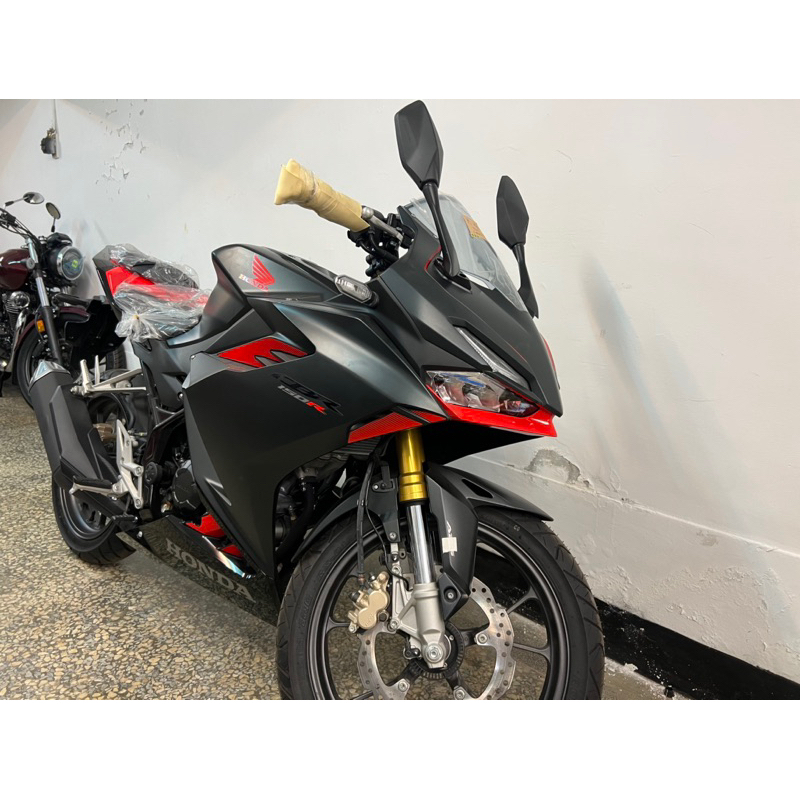 全新 HONDA CBR150R（泰規