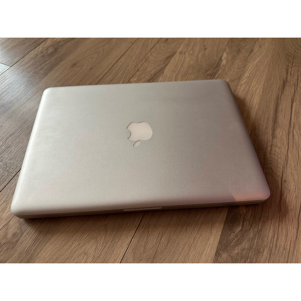 蘋果 Apple MacBook（13 英寸，2008 年晚期）500G 送 巧控滑鼠