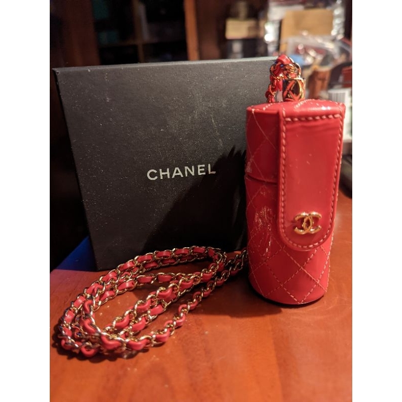 芭比風 『衣著、精品、小物斷、捨、離』Chanel香奈兒「口紅包/項鍊」小廢包💕💕
