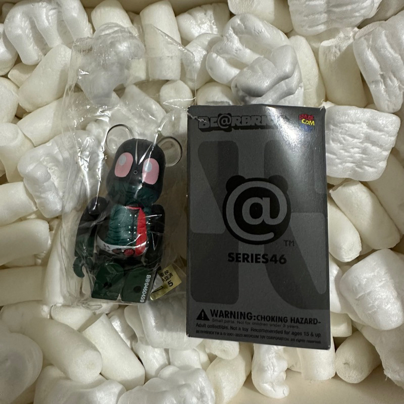 BE@RBRICK 46代 bearbrick Medicom 庫伯力克 假面騎士粉眼