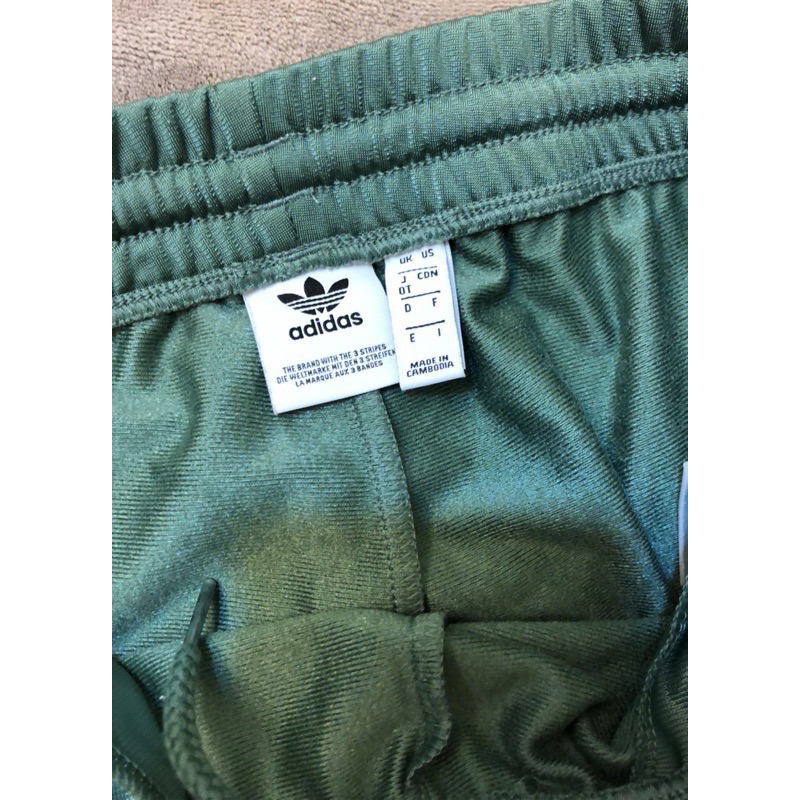 Adidas 排扣褲 綠色正版 尺寸女版L