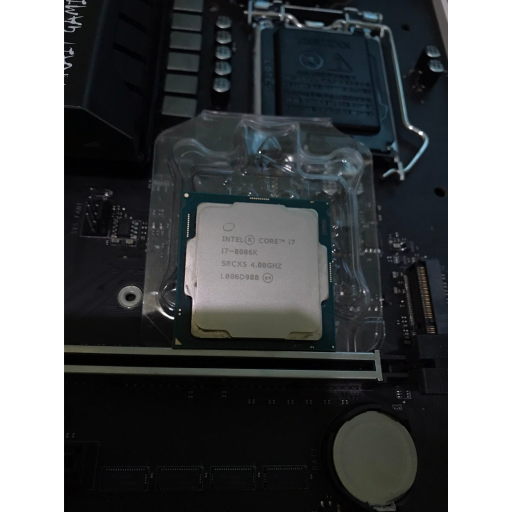 i7 8086k intel I7處理器 1151 （略贏i7 8700k