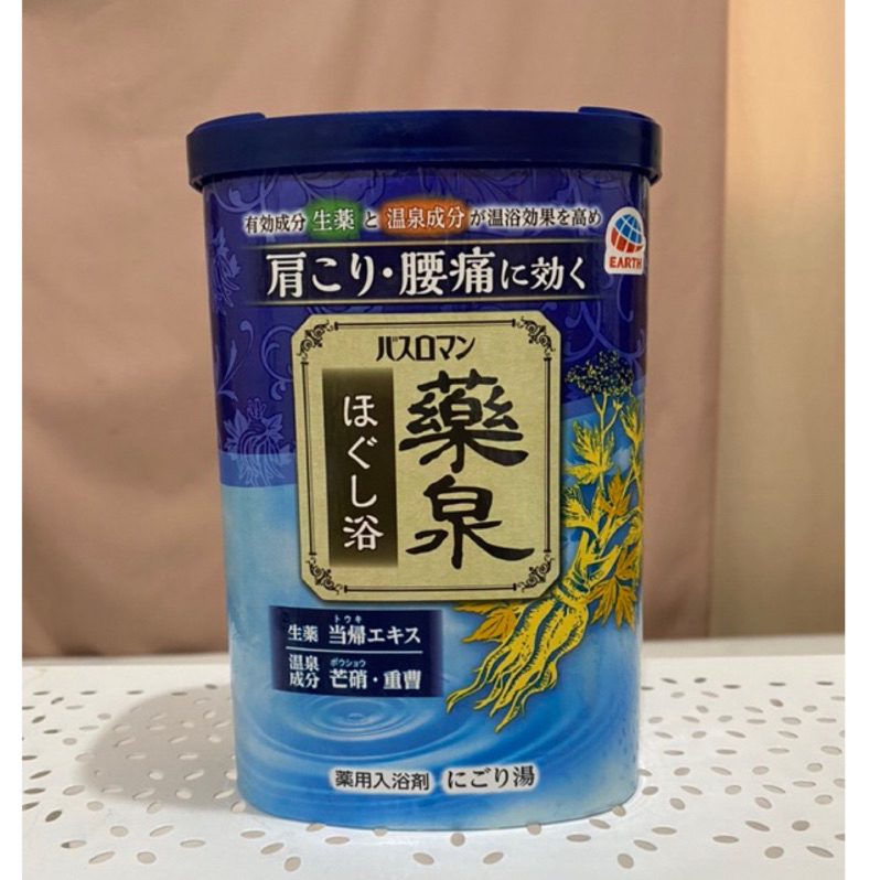 滿500 贈送🤗日本製溫泉粉泡湯Earth Chemical 養生浴藥泉入浴劑 藍色