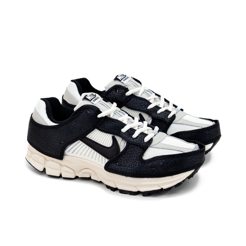 【EXIST】Nike Air Zoom Vomero5 白黑熊貓 可拆式 女款 FJ5474-133