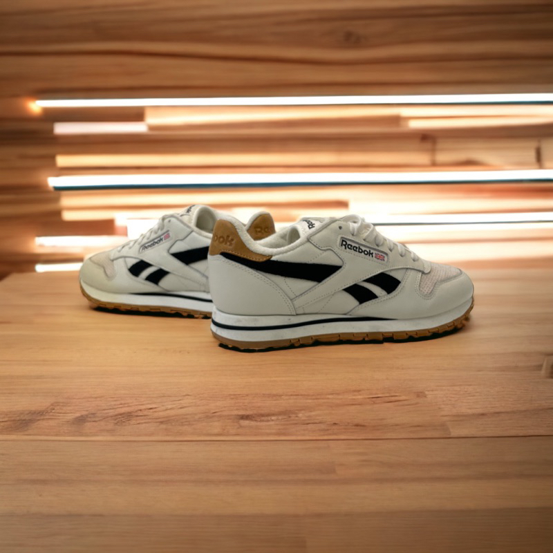 Reebok Classic 米黑棕 US9