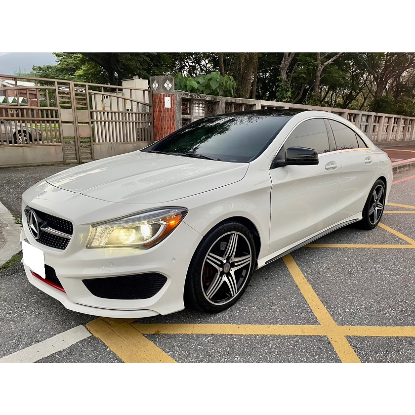 婷車庫 2015 BENZ CLA250 滿配AMG套件 全景