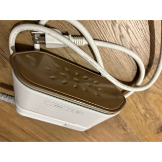 義大利Giaretti 珈樂堤 手持平掛兩用蒸氣熨斗/掛燙機 GT-FS690 二手