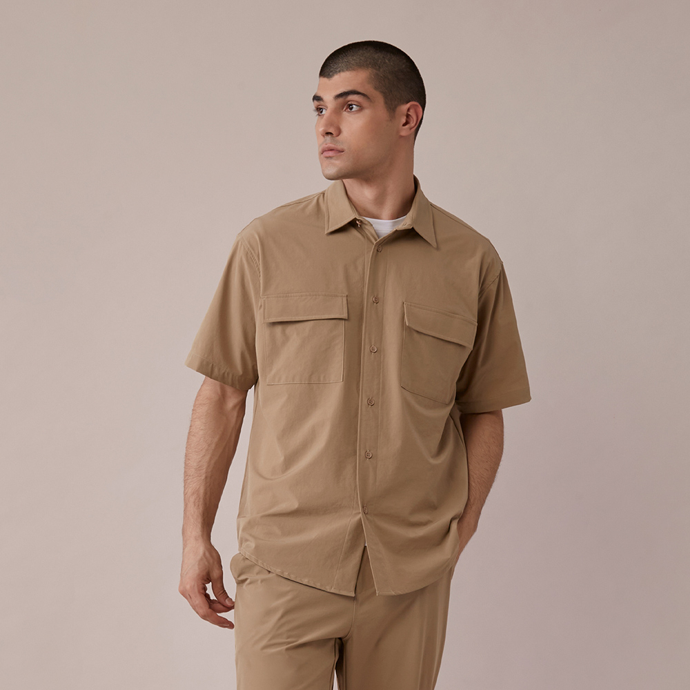 GIORDANO 男裝機能吸濕排汗襯衫 Urban Walker系列 (三色任選) 13043541