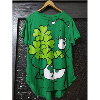 從日本走過來的幸運綠色彩虹熊carebears下擺圓弧短袖T恤