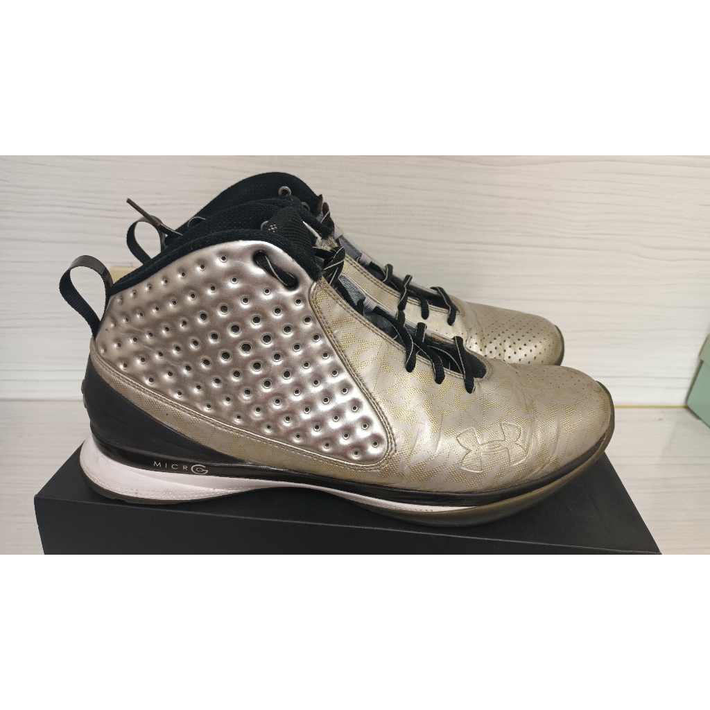 二手鞋特價 安德瑪 UA MICRO G FLY 籃球鞋 銀 US12.5