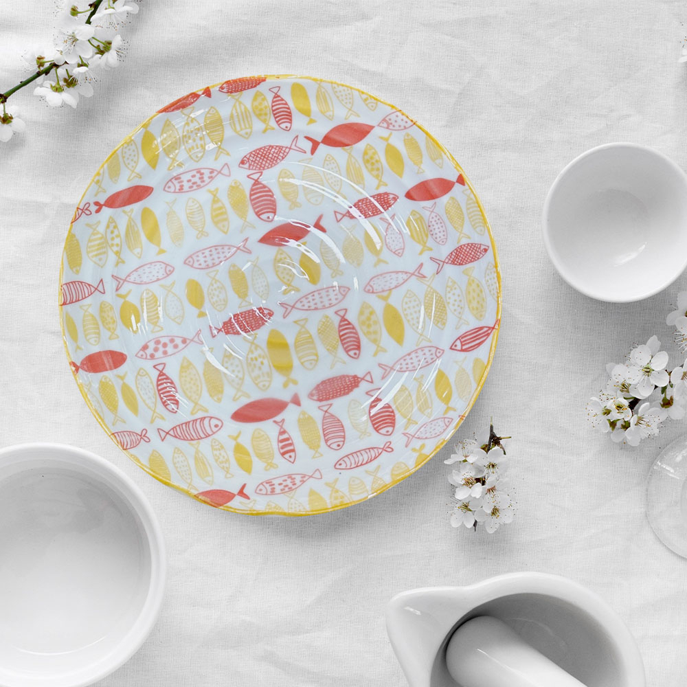 日系手繪繽紛彩色魚兒 餐盤22cm《WUZ屋子》日本製碗盤 餐盤 湯盤 碗盤深盤 盤子 日本製 微波