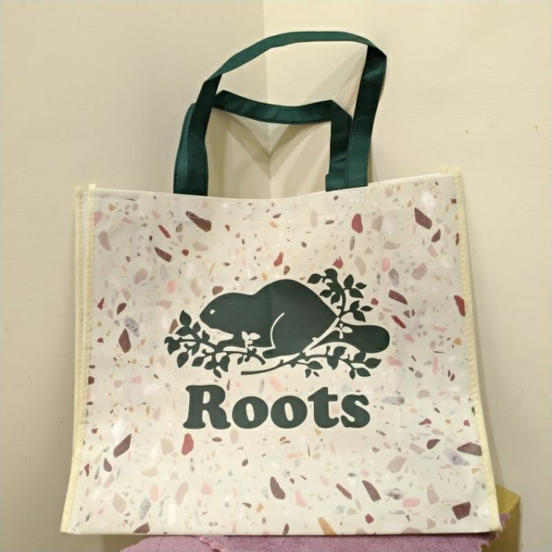 【全新買就送小禮】Roots 磨石子印刷限量購物袋(大) 環保購物袋 側肩袋 環保袋 收納袋 大容量購物袋 便宜賣