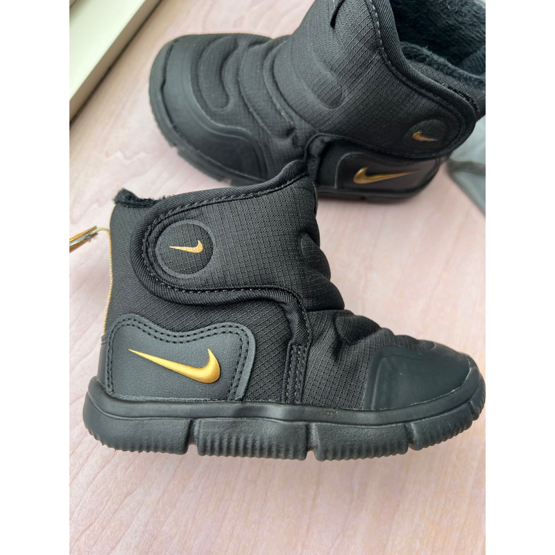 Nike 二手童鞋 保暖加絨靴13cm 黑 金色 novice boot AV8338-001