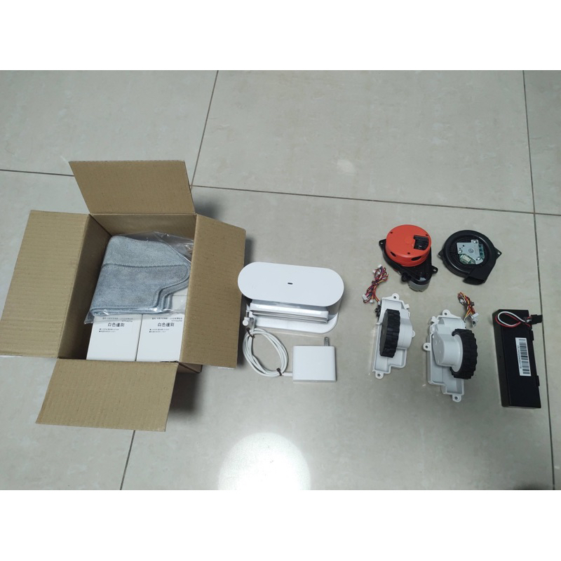 米家掃拖機器人(型號：STYTJ02YM)全新耗材、拆卸二手品: 雷射頭LDS 電池 左、右輪子 渦輪扇 充電基座