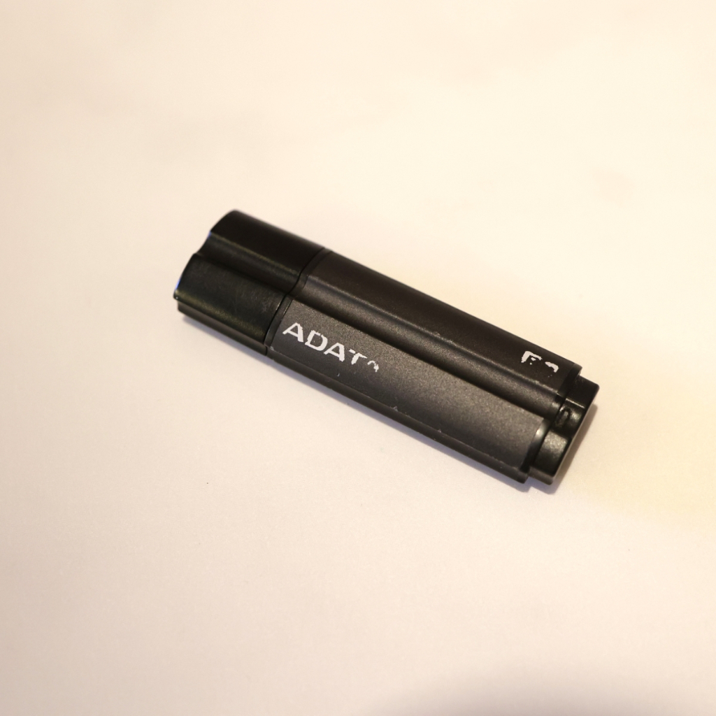 ADATA USB3.0 32G 隨身碟