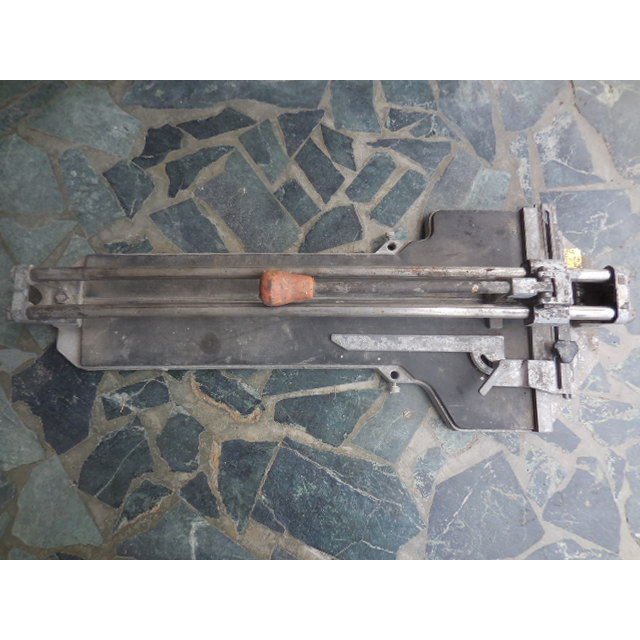 (二手) 鳥頭牌<日本製>雙桿/磁磚切割機~65公分磁磚~斜度(最大)可調60度~