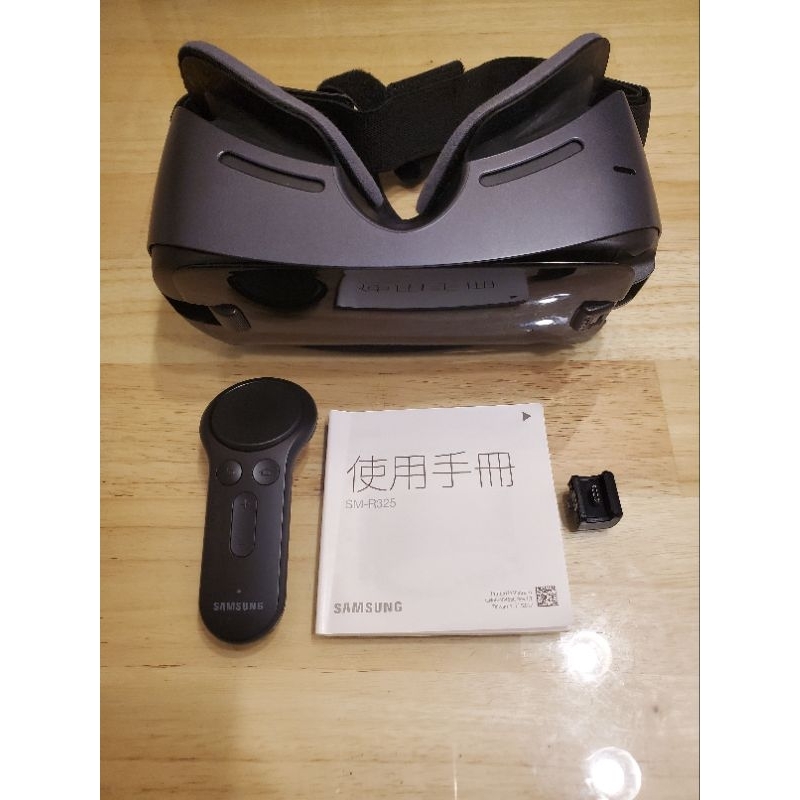 二手原廠公司貨【SAMSUNG三星】GEAR VR R325 虛擬實境穿戴眼鏡 含遙控器