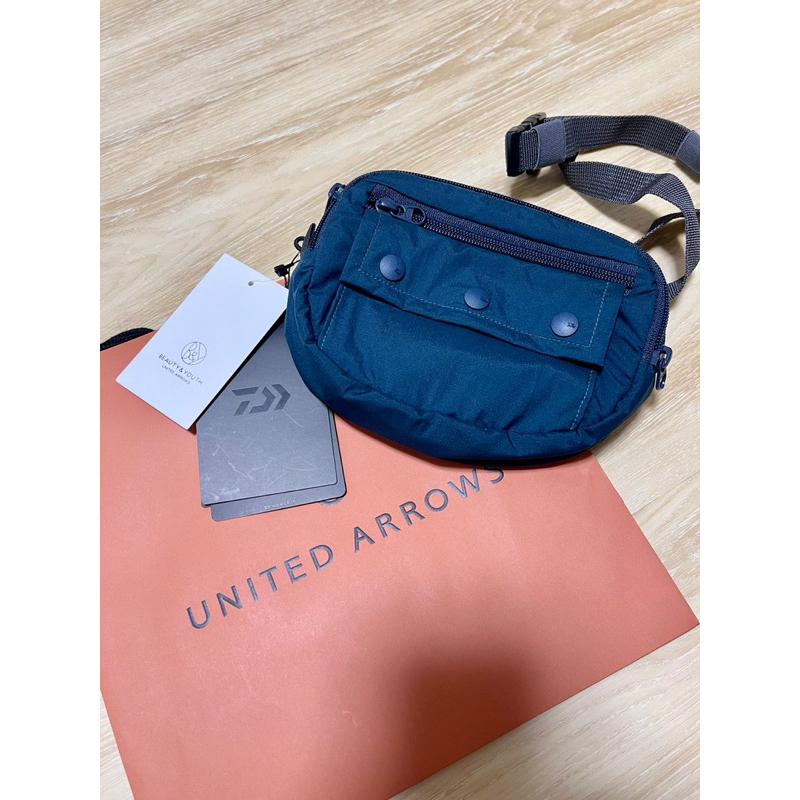 UNITED ARROWS 選物店 DAIWA 日系潮流機能小包 YKK拉鍊 放的下 I phone pro max