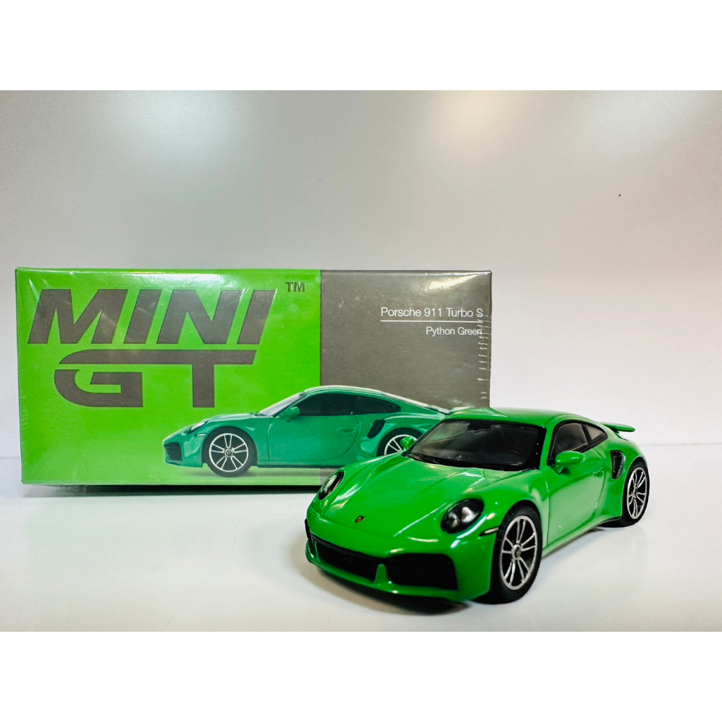 {TZ玩車庫}MINI GT #525 Porsche 911 Turbo S Python Green (LHD)