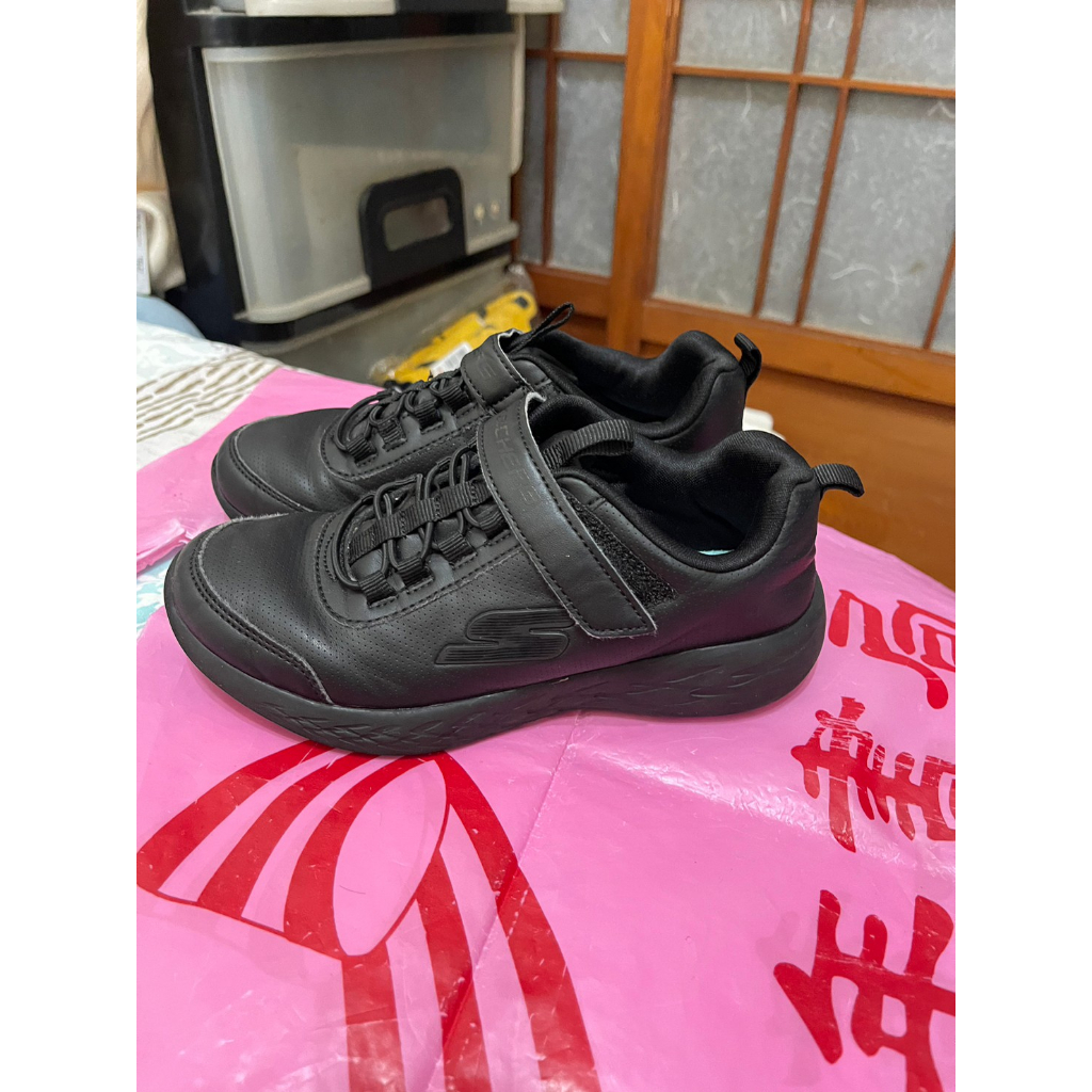 「 二手鞋 」 Skechers 兒童運動休閒鞋 US1（黑）鐵3-6