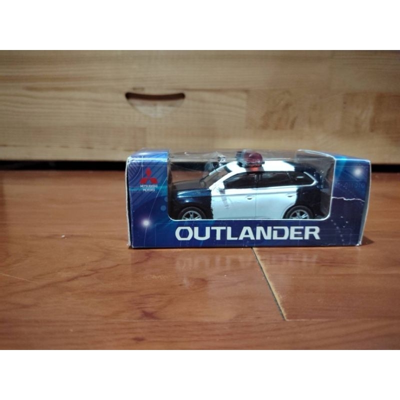 三菱OUTLANDER警車模型車1：43