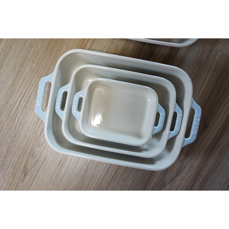法國Staub 馬卡龍長方型陶瓷烤盤3件組（奶油藍）