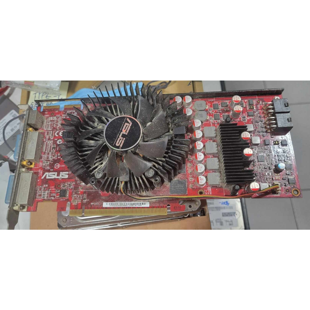 故障品  ASUS華碩 R 4870 1G 顯示卡，故障原因不明，120元