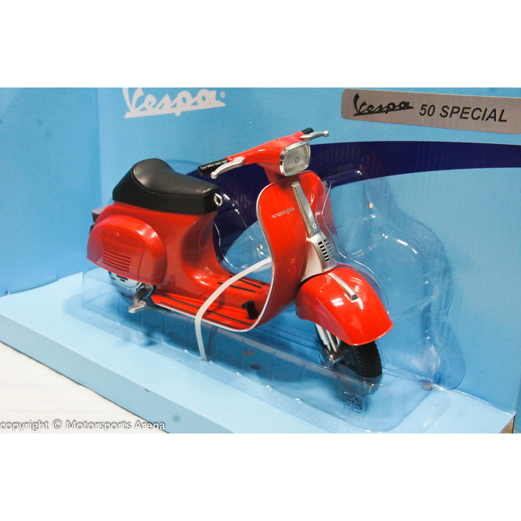 【超值特價】大比例 1:6 NewRay Piaggio Vespa 50 Special