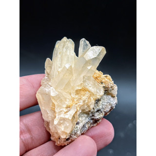 時光隧道水晶。天然白水晶簇原礦（46）水晶淨化。水晶消磁。白水晶簇碎石。便宜出清！身心靈療癒