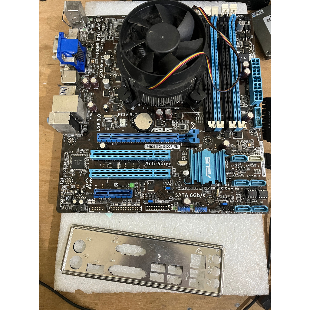 我最便宜二手良品 CPU+主機板 半套組合 I7 3770+華碩P8B75 新莊可自取優惠