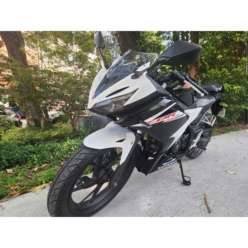 HONDA CBR150r 2018 里程6294黑白 二手重機 二手輕檔 輕檔車 檔車 重機 街車