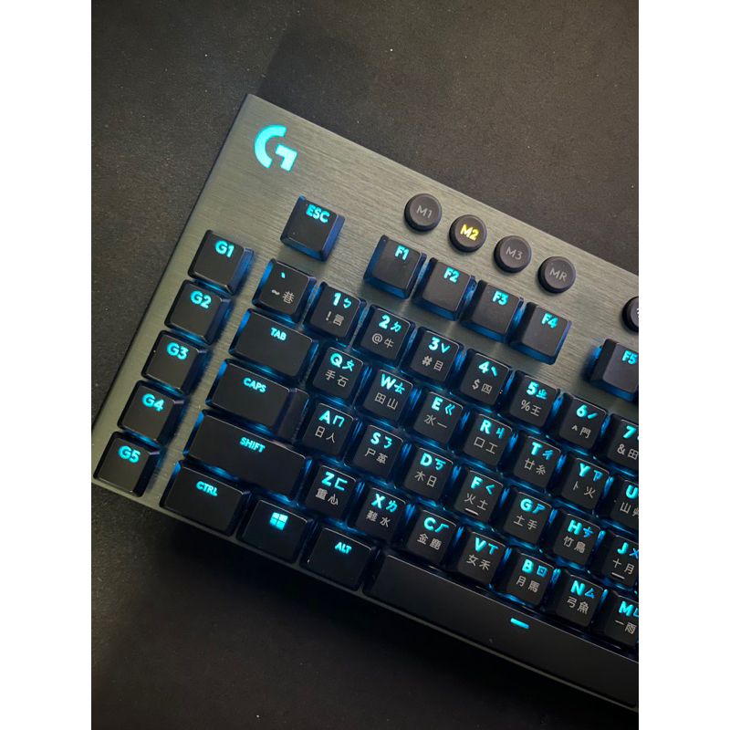 (二手少用) Logitech羅技 G913 無線機械式鍵盤 中文 茶軸 RGB