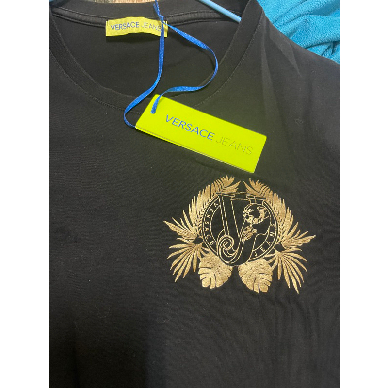 VERSACE Jeans 素T 黑色燙金Logo M號