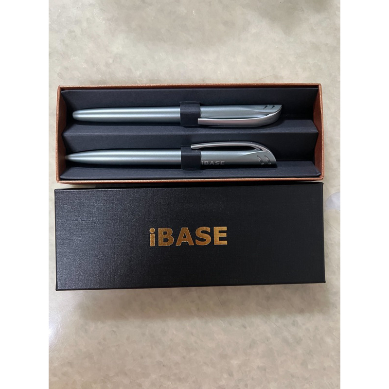 iBASE 原子筆兩入組 2023股東會紀念品