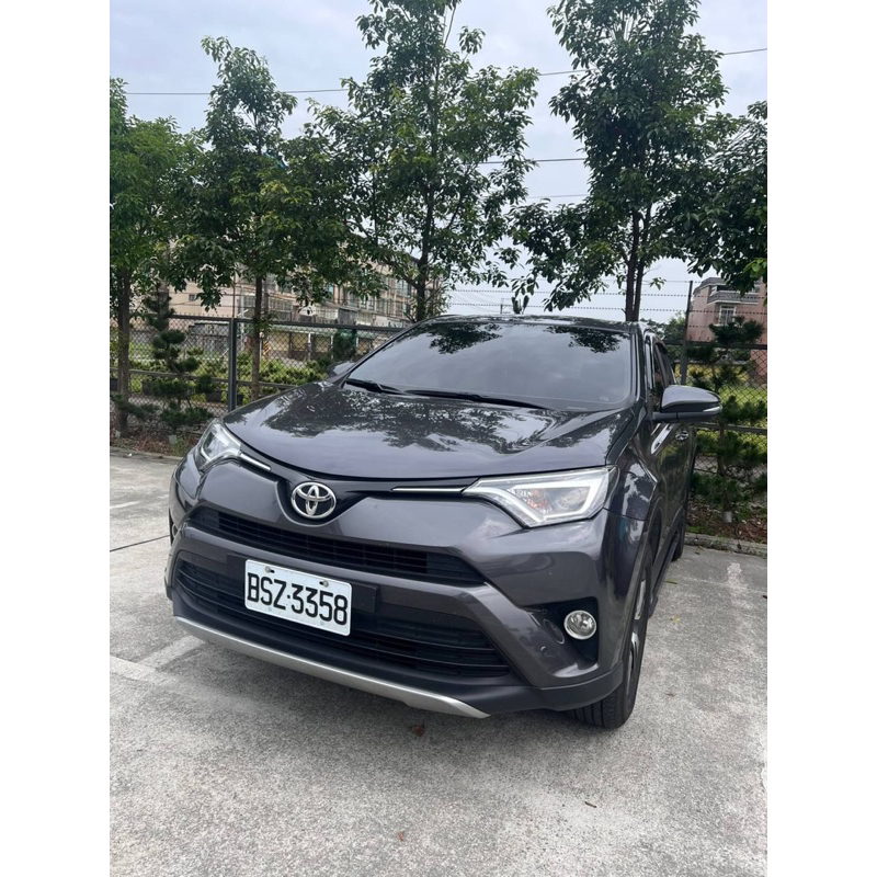 2017 toyoyta rav4 2.0豪華版