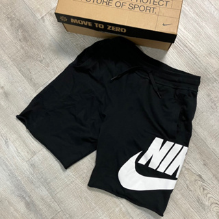 Nike 大童M短褲 二手 約140