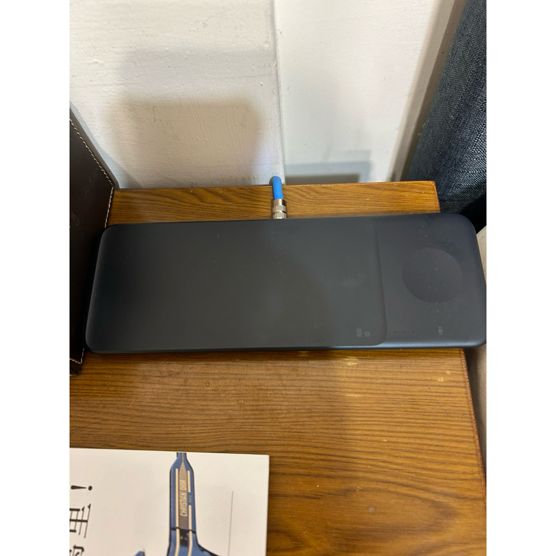 SAMSUNG 三合一無線閃充充電板 EP-P6300(台灣公司貨)  黑色