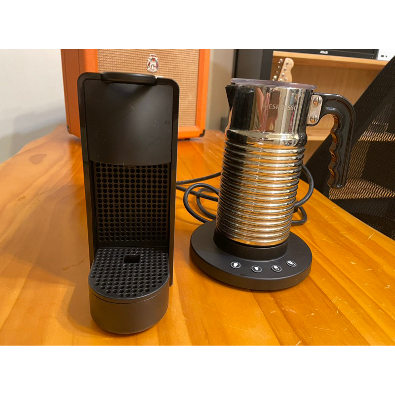 （中壢龍岡可面交）二手Nespresso膠囊咖啡機 Essenza Mini 鋼琴黑 全自動奶泡機組合