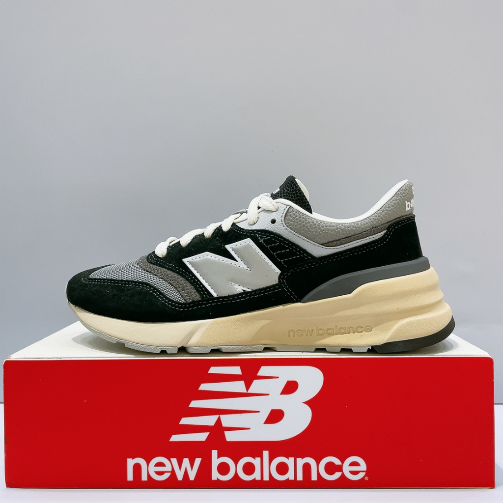 New Balance NB 997R 男女款 黑色 麂皮 D楦 舒適 復古 運動 休閒鞋 U997RHC