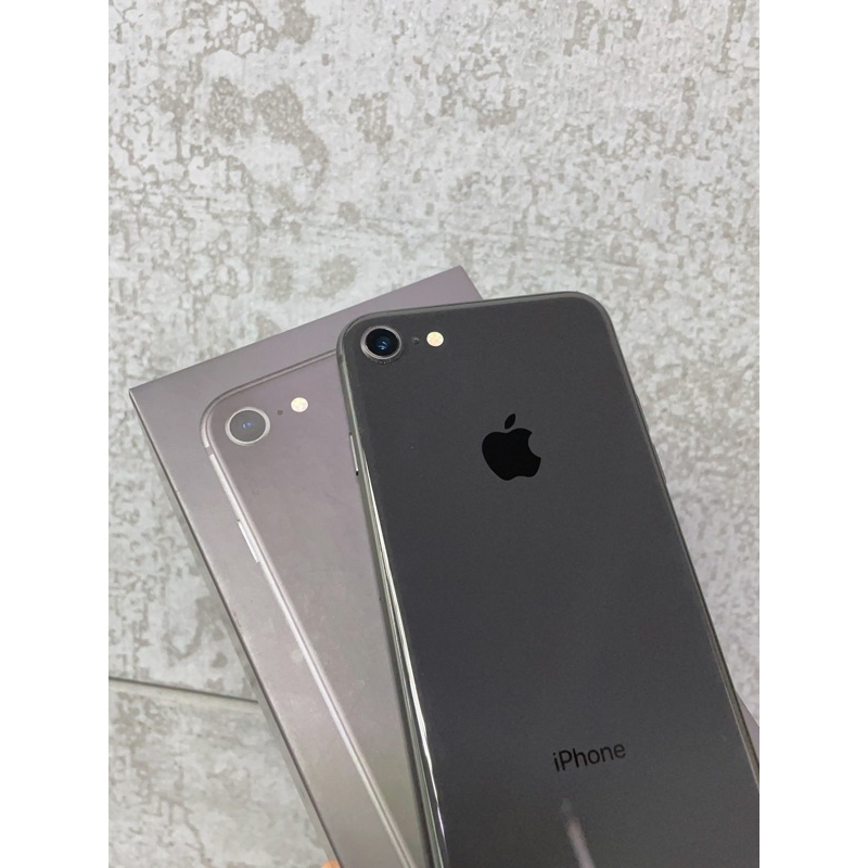 Iphone8黑色64g二手