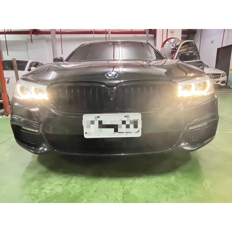 BMW總代理G30 530i 原廠LED天使眼光圈大燈 無霧化貼透明貼膜保護