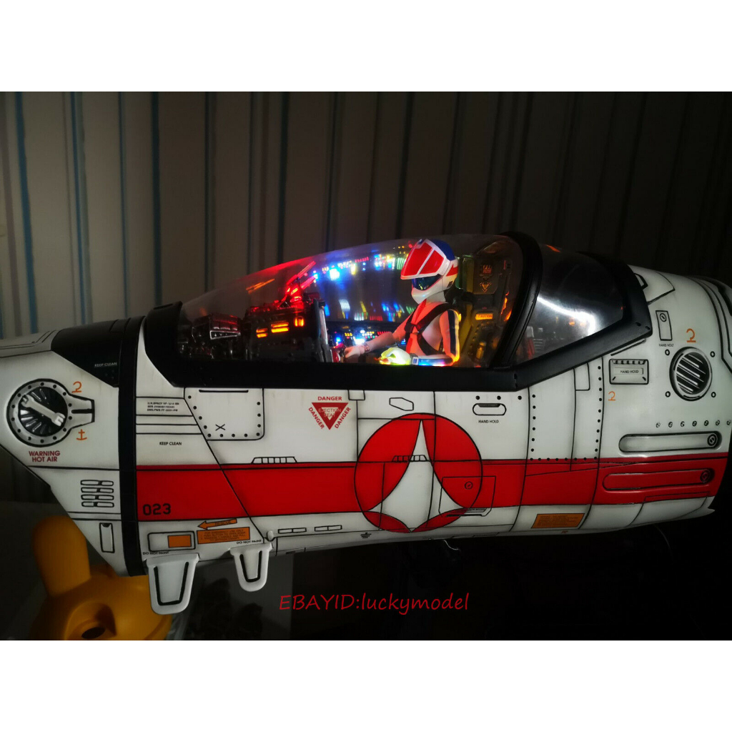 八田元氣小棧: 日版全新 Kids Logic 1/12 太空堡壘 VF-1J 駕駛艙 雕像 LED發光紅色